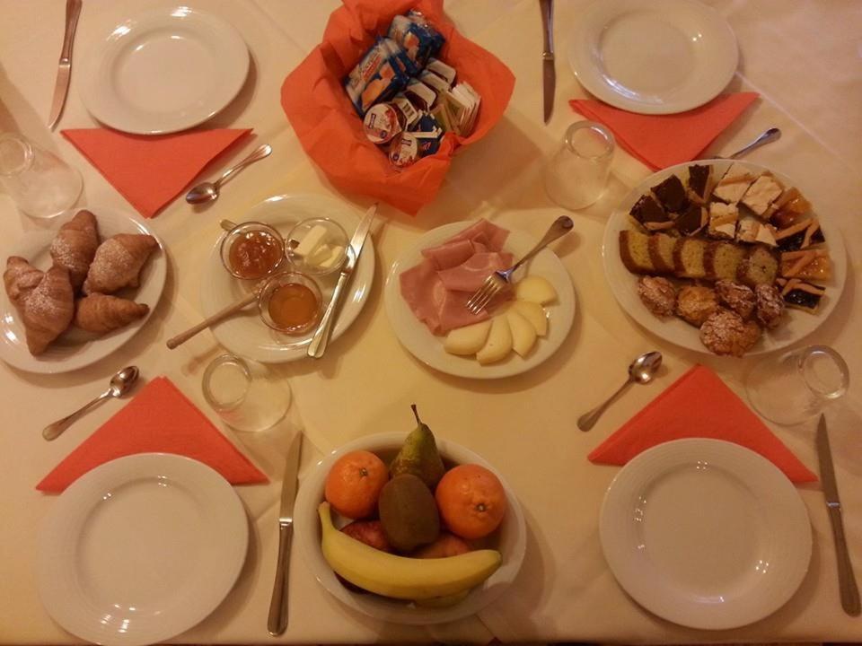 Agriturismo Il Casale Пергола Екстериор снимка