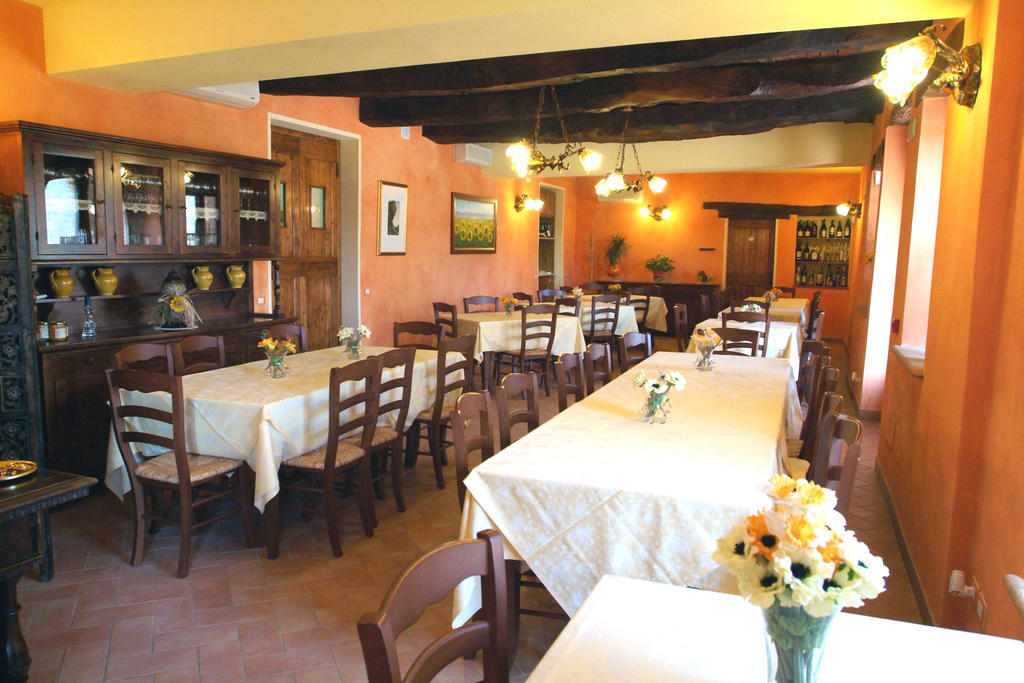 Agriturismo Il Casale Пергола Екстериор снимка