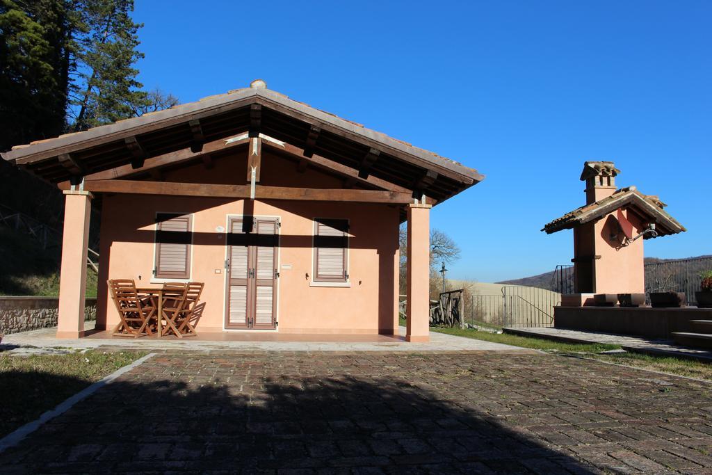 Agriturismo Il Casale Пергола Екстериор снимка